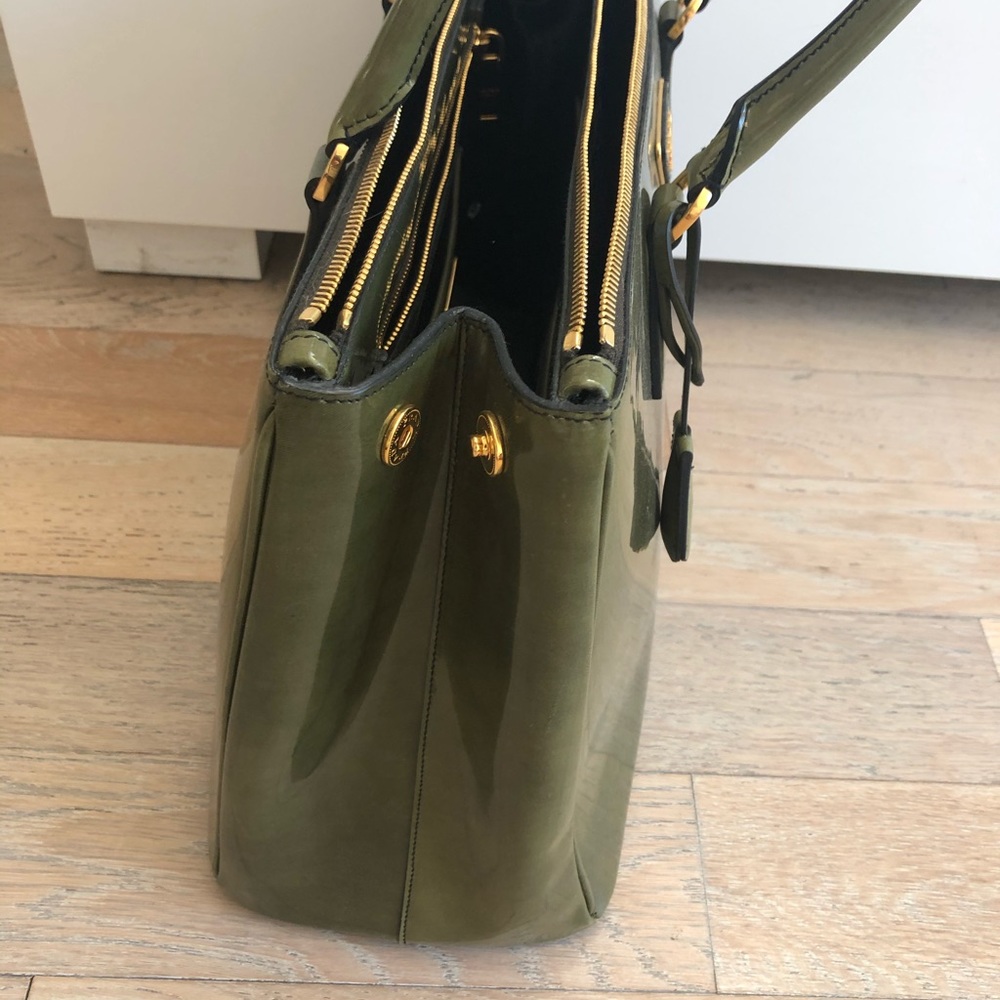 Prada Handbag - Picture 4 of 7